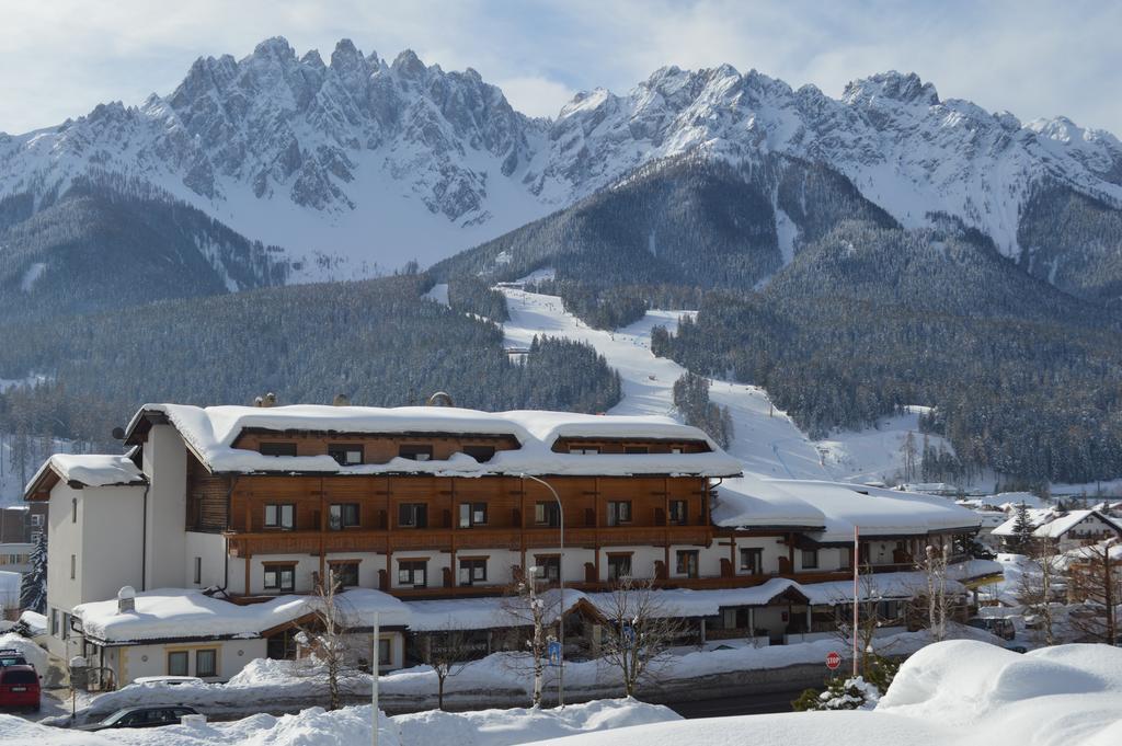 Hotel Capriolo San Candido Exterior photo