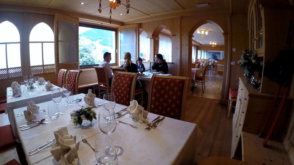 Hotel Capriolo San Candido Exterior photo